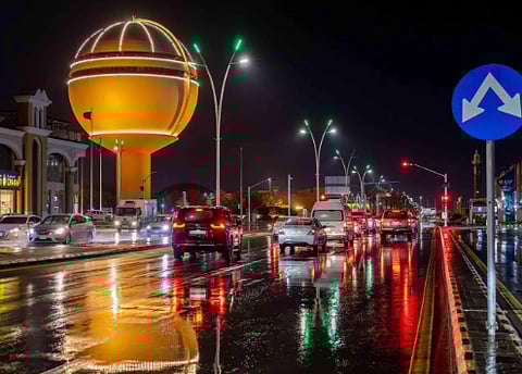 أمانة القصيم تعزّز تصريف السيول في بريدة بتقنية الثقب الأفقي