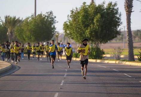 أكثر من 500 متسابق ومتسابقة يشاركون في فعاليات «ماراثون الوجه»