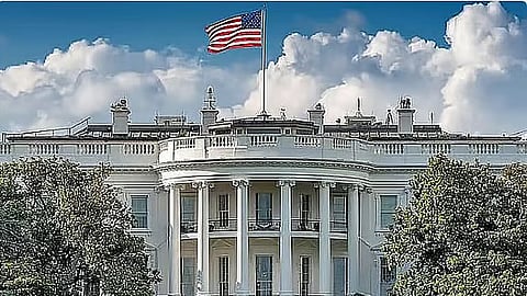 البيت الأبيض: قاعدة إيران الصناعية الدفاعية دمرت بشكل شبه كامل   