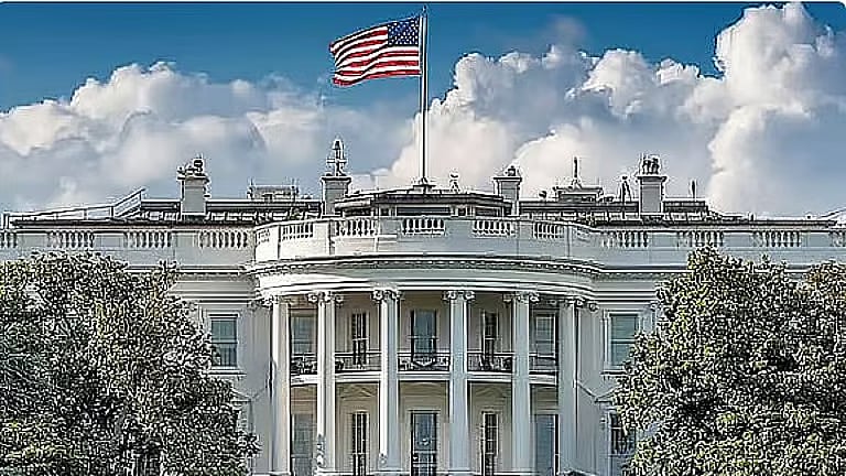 البيت الأبيض: إيران تصرفت كمجموعة قراصنة بهجماتها على السفن