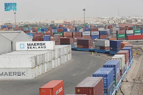 "سار" تُمدّد فترة التخزين المجاني لمختلف البضائع والحاويات عبر الميناء الجاف بالرياض لتصل إلى (30) يومًا