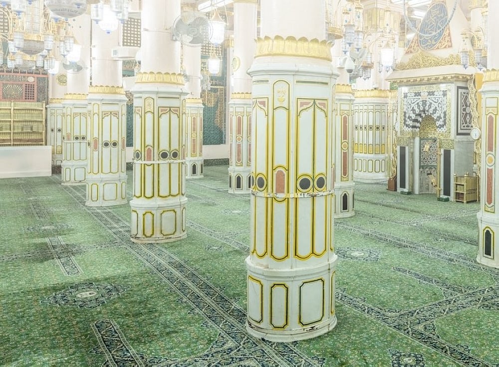 5 تنبيهات قبل الحجز للصلاة في الروضة الشريفة