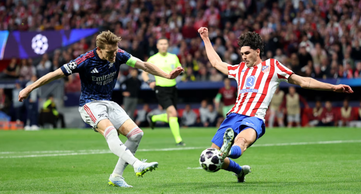 أتلتيكو مدريد وأرسنال يتعادلان بهدف لمثله في نصف نهائي دوري أبطال أوروبا