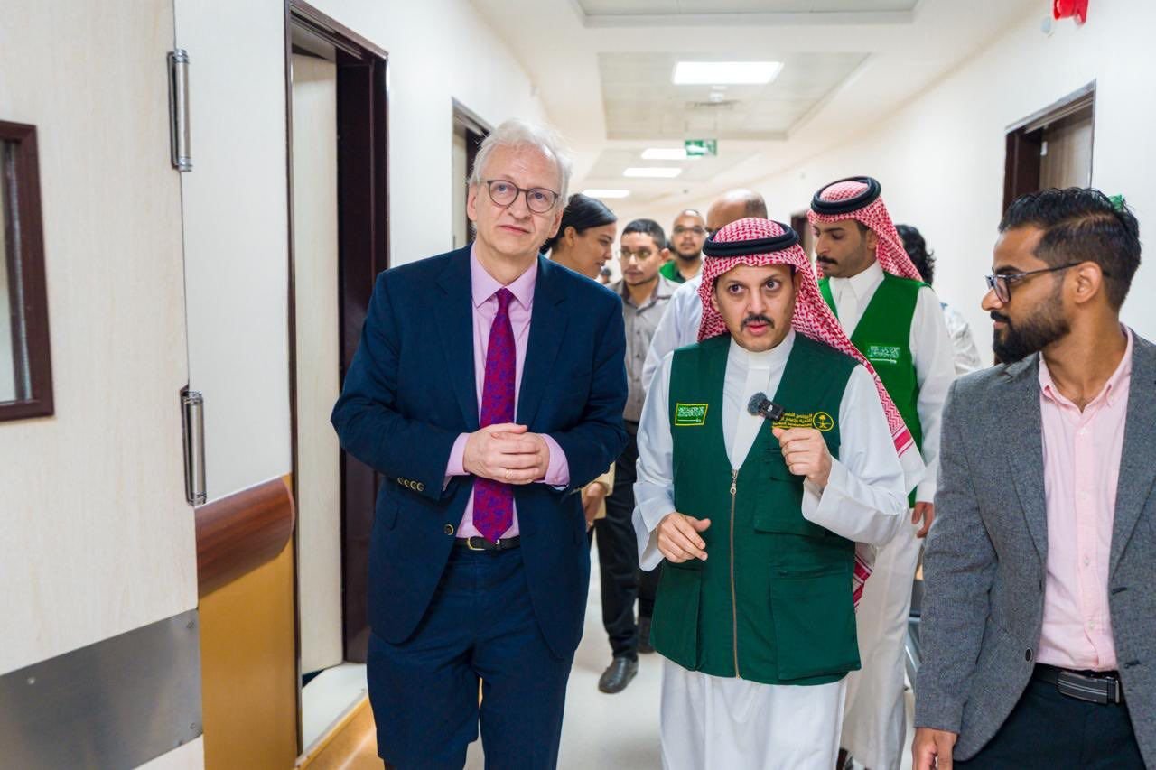 السفير الألماني لدى اليمن يزور مستشفى الأمير محمد بن سلمان في عدن