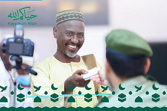 «الجوازات» بميناء جدة الإسلامي تستقبل أولى رحلات ضيوف الرحمن من السودان القادمين لأداء فريضة الحج
