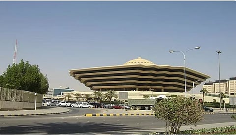 القتل تعزيرًا لمقيم أفغاني في مكة لتهريبه الميثامفيتامين المخدر إلى المملكة