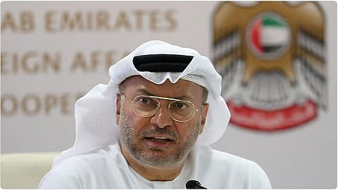 «قرقاش»: نثمن رسائل التضامن الخليجية والعربية والدولية مع الإمارات في مواجهة الهجوم الإيراني الغاشم