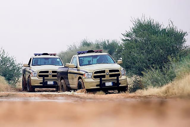«الأمن البيئي» يضبط مواطنًا لرعيه في محمية الملك عبدالعزيز الملكية