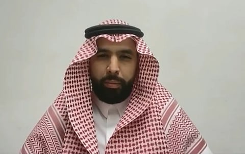 استشاري قلب يحذر بعض المرضى من أداء الحج حفاظًا على سلامتهم الصحية