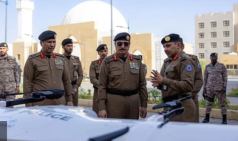 مدير الأمن العام يتفقد القوات والجهات العسكرية المساندة المشاركة في موسم الحج