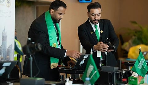 بكفاءات "سدايا" التقنية.. مبادرة "طريق مكة" تختصر رحلة حجاج المالديف منذ مغادرتهم