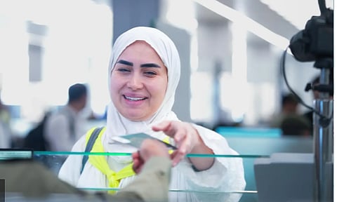  جوازات مطار الملك عبدالعزيز تستقبل أولى رحلات ضيوف الرحمن من أذربيجان