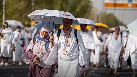 خلال أداء مناسك الحج.. 4 خطوات للتعامل مع علامات الإجهاد الحراري