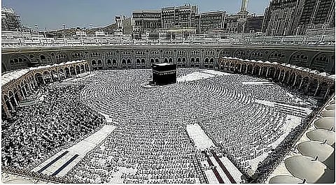 مسؤول: لا انقطاع بشبكات الاتصالات والإنترنت خلال موسم الحج