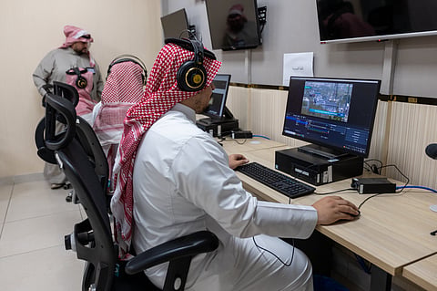 ترجمة خطبة عرفة