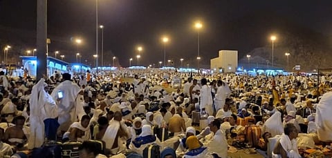 حجاج بيت الله الحرام يستقرون في مشعر مزدلفة