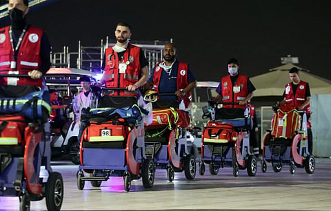 «الهلال الأحمر» بالمدينة المنورة يقدم خدماته الإسعافية لضيوف الرحمن