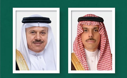 وزير الخارجية يتلقى اتصالًا هاتفيًا من نظيره البحريني ويبحثان التطورات الخطيرة في المنطقة