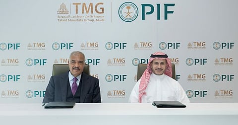 صندوق الاستثمارات العامة يوقع مذكرة تفاهم مع مجموعة طلعت مصطفى لتعزيز فرص التعاون