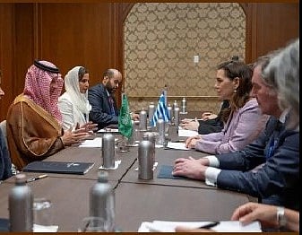 وزير السياحة ونظيرته الهيلينية يرأسان اجتماع لجنة السياحة بمجلس الشراكة الإستراتيجية بين البلدين