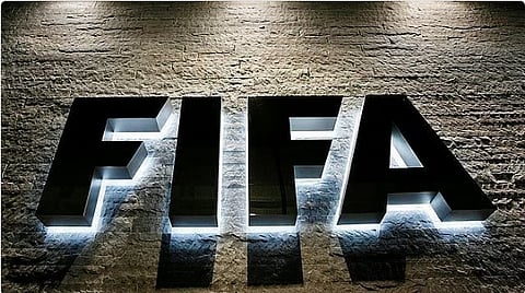 بدءًا من يناير 2027.. «فيفا» يعتمد لوائح جديدة لانتقالات اللاعبين