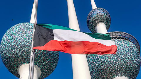 الدفاعات الجوية الكويتية تتصدى لأهداف جوية معادية