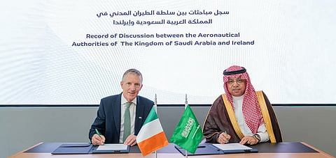 المملكة وإيرلندا توقعان سجل مباحثات لتعزيز التعاون بمجال النقل الجوي