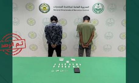 القبض على مقيمين من الجنسية البنجلاديشية لترويجهما الميثامفيتامين المخدر بتبوك 