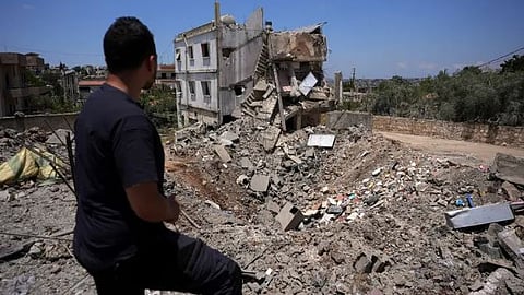 رغم الاتفاق «الأمريكي _ الإيراني».. غارات إسرائيلية على جنوب لبنان 