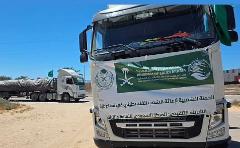  وصول قافلة مساعدات جديدة مقدمة من مركز الملك سلمان للإغاثة إلى قطاع غزة