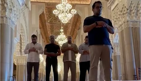 تركي آل الشيخ يعلن اعتناق النجم الأمريكي جيانكارلو إسبوزيتو الإسلام 