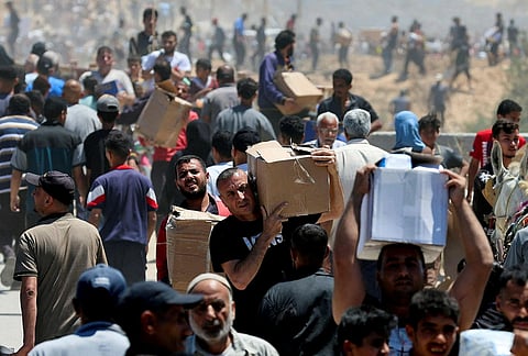 المملكة توزع سلالا لدعم الأمن الغذائي في خان يونس بغزة