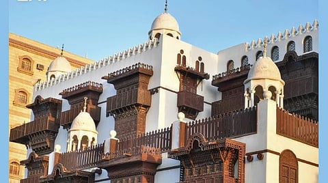 متحف «الطيبات» بجدة.. واحة تراثية تختزل تاريخ الملبوسات التقليدية لمناطق المملكة