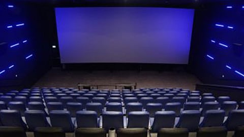 إنفوجراف.. افتتاح 44 دار سينما بالمملكة خلال 3 سنوات.. والرياض شهدت الإطلاق الأول