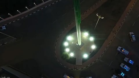 بالفيديو.. لحظات رفع العلم على أعلى سارية بمنطقة الباحة احتفالا باليوم الوطني