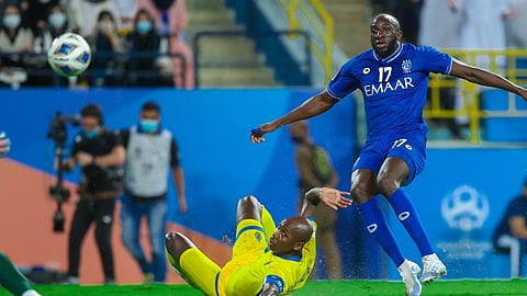 أزمة مؤجلات الهلال والنصر تُربك حسابات «المسابقات»