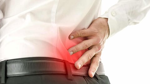 النمر: «ألم الديسك» الشديد نوع من العذاب.. وهذه رسالتي للأطباء