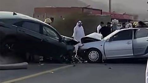 وفاة و4 إصابات بحادثين منفصلين في الباحة