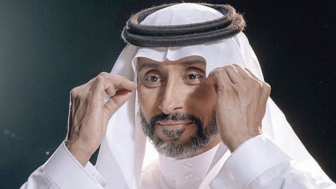 بالفيديو.. عبدالله الدعيع يبكي بعد تقبيل سامي الجابر يده