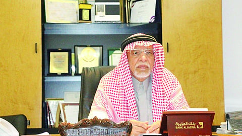 بالفيديو.. تعرف على قصة أول طبيب يعمل في حفر الباطن