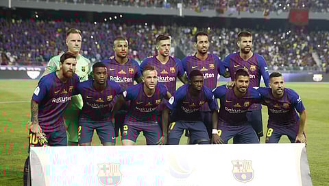 برشلونة يستعيد قائده ونجم دفاعه قبل مواجهة بيتيس