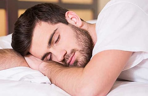 دراسة صينية تحذر من النوم لمدة طويلة