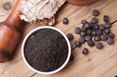 الفحم المنشط.. طرق عدّة تخلصك من السموم