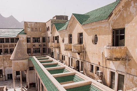بالصور.. وزارة الخارجية تستعرض الأهمية التاريخية لقصر السقاف