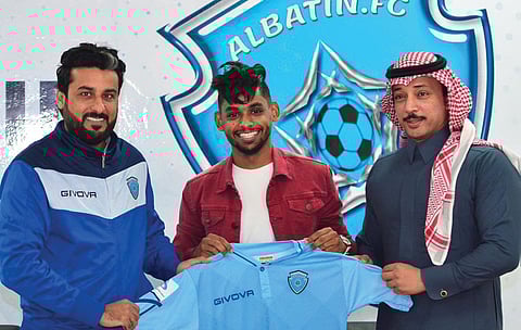 بالصور.. الباطن يتعاقد مع مجرشي حتى نهاية الموسم