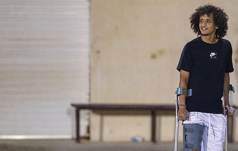 الهلال يعلن حالة عموري الصحية بعد جراحة الرباط الصليبي