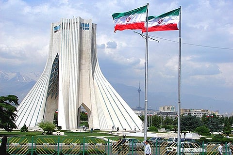 الإعلامية «مرضية هاشم» تعود لطهران بعد احتجازها في واشنطن