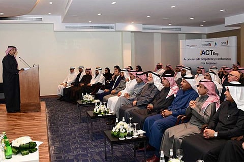 بالصور.. المعهد التقني السعودي لخدمات البترول يدشن برنامج تدريب المهندسين