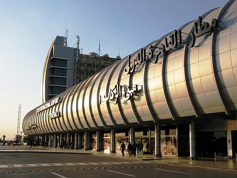 السلطات المصرية تضبط «طائرة تجسس» مع راكب إيطالي