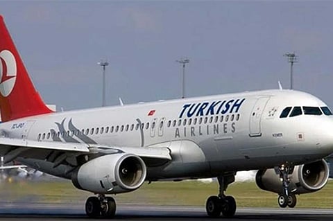 طائرة تركية تتعرَّض لاضطرابات جوية.. وإصابة عشرات الركاب